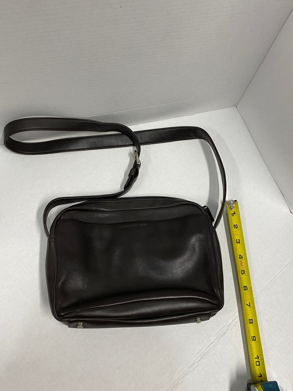 Jones New York Brown Leather Crossbody Shoulder Bag Purse Pre Owned